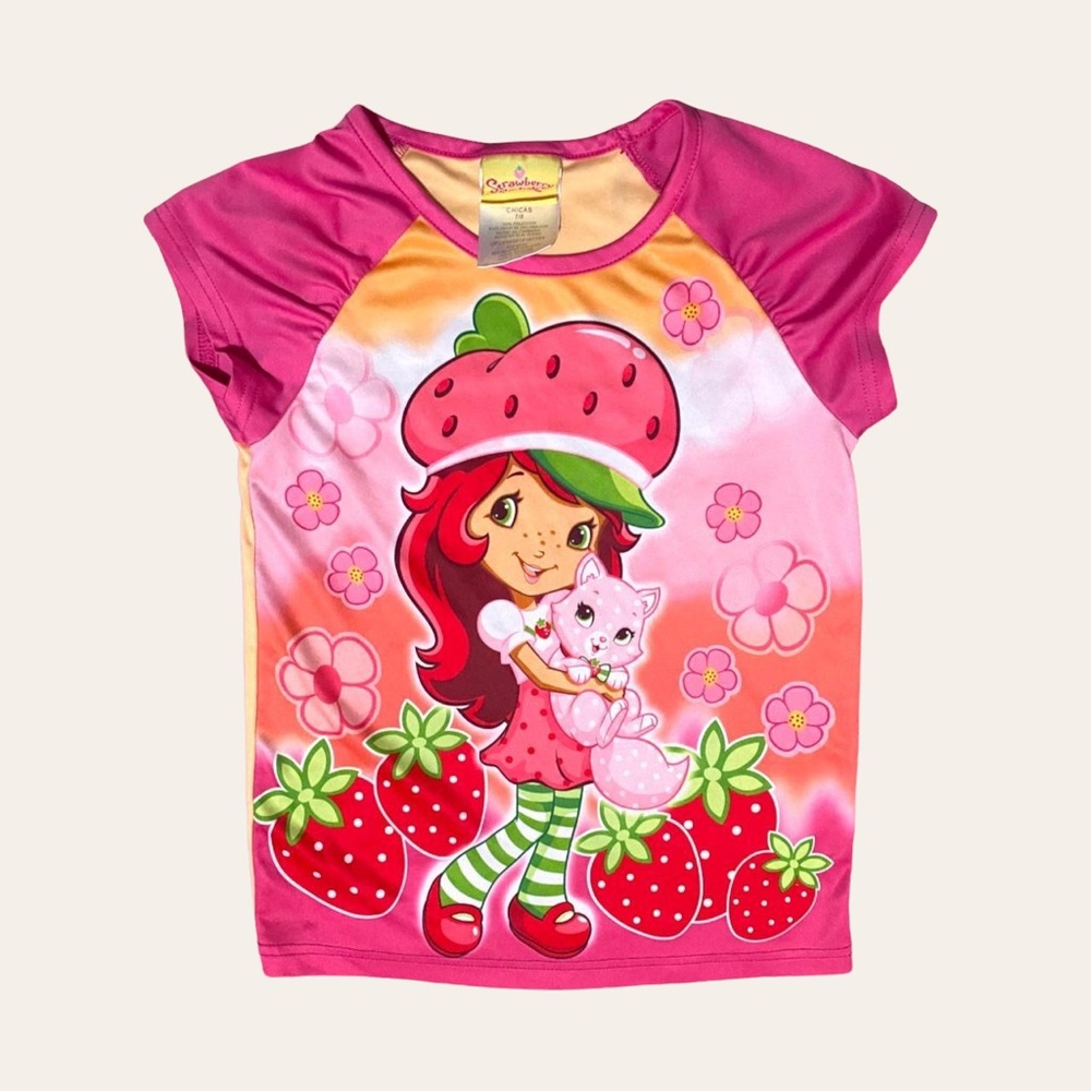 Y2K Strawberry Shortcake T-Shirt !